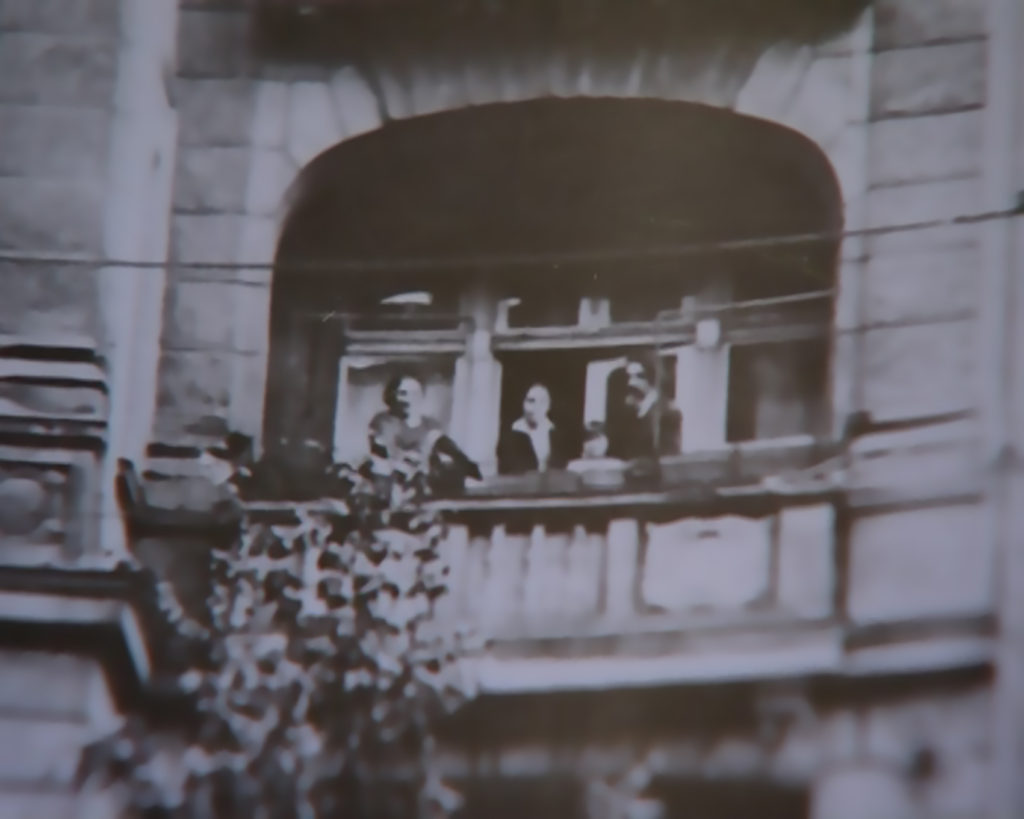 Слева направо:  Хозяйка квартиры Фрау Гендрих, Лидия Николаевна и Лев Платонович Карсавины. Берлин. 1925 г